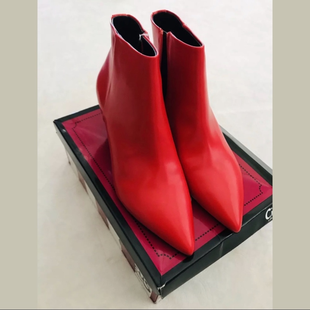 COPY - Circus Kitten Heel Ankle Boots by Sam Edel…